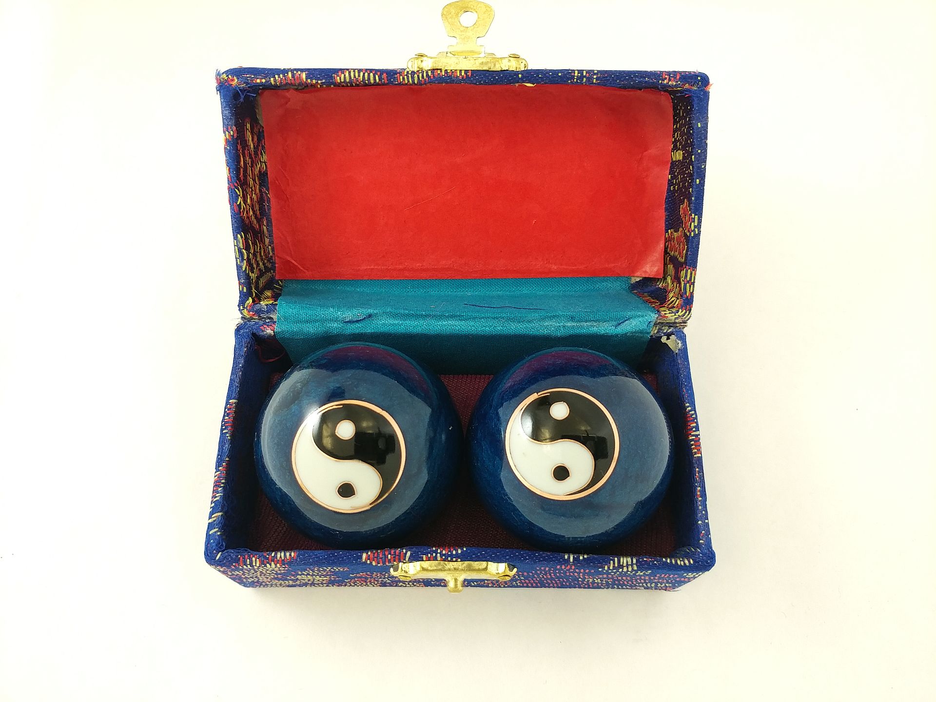 Yin and Yang Big Symbol Baoding Balls