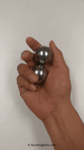 Hand rotating 1.5" steel baoding balls
